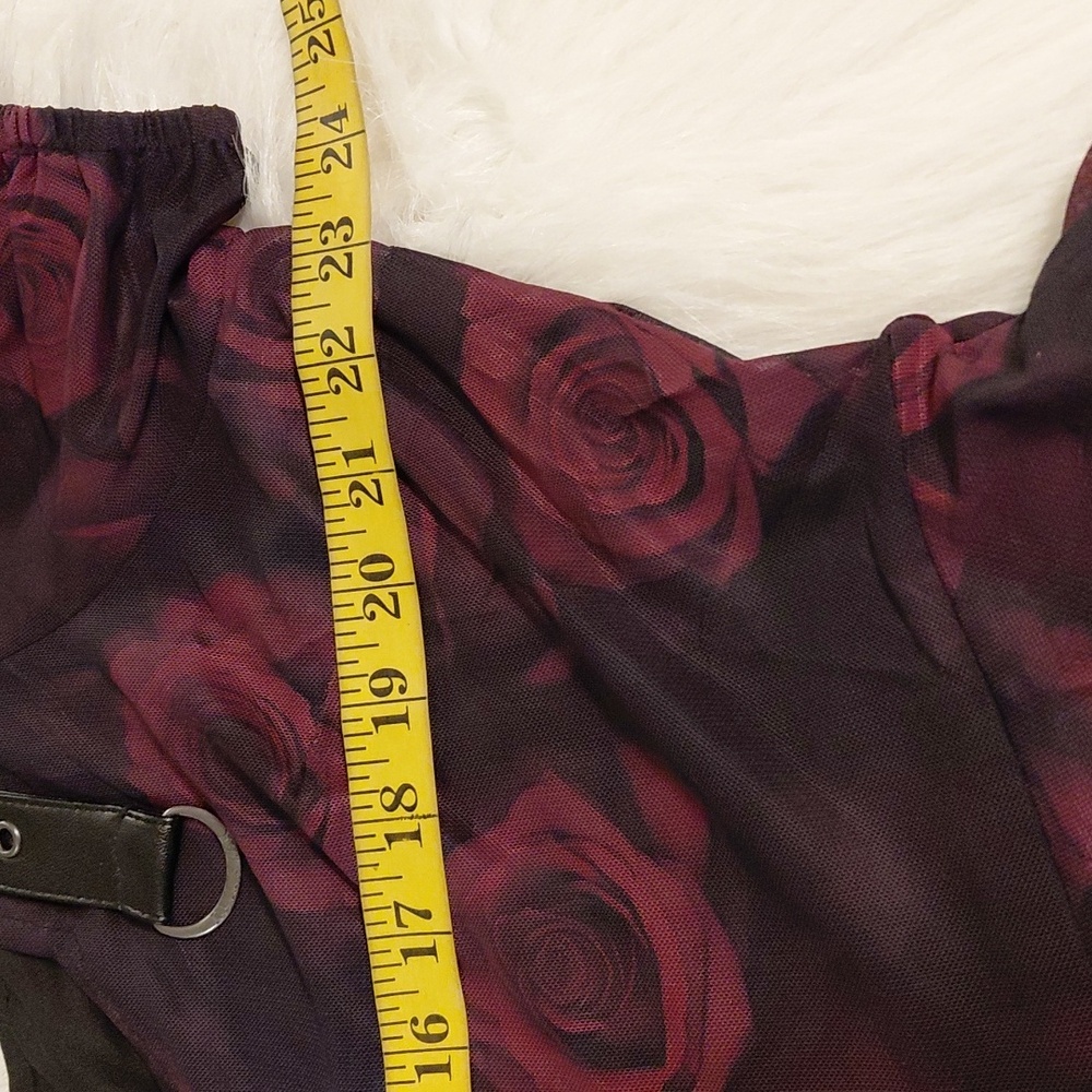 KILLSTAR 3XL EBON ROSE SHORT SLEEVES RED ROSES HAS POCKETS - Picture 15 of 17